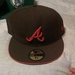 Fitted hat
